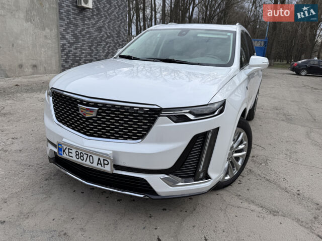 Білий Каділак XT6, об'ємом двигуна 3.65 л та пробігом 32 тис. км за 42000 $, фото 1 на Automoto.ua