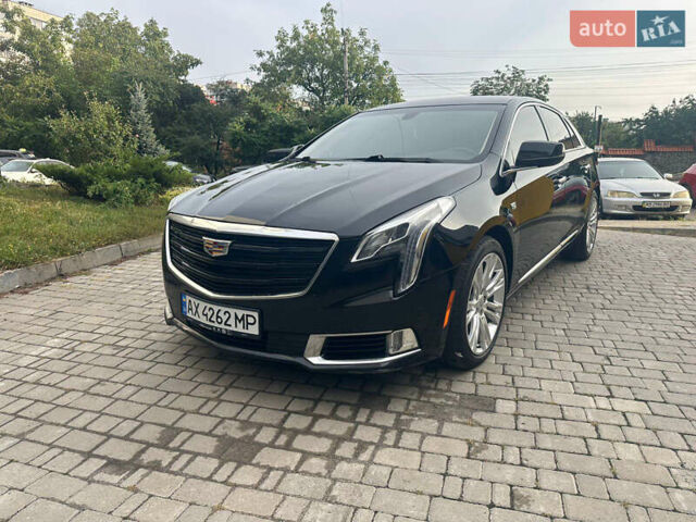 Черный Кадиллак ХТС, объемом двигателя 3.56 л и пробегом 110 тыс. км за 19999 $, фото 1 на Automoto.ua