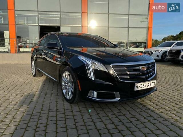 Чорний Каділак ХТС, об'ємом двигуна 3.56 л та пробігом 63 тис. км за 29950 $, фото 1 на Automoto.ua