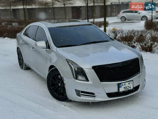 Сірий Каділак ХТС, об'ємом двигуна 3.56 л та пробігом 231 тис. км за 15900 $, фото 1 на Automoto.ua