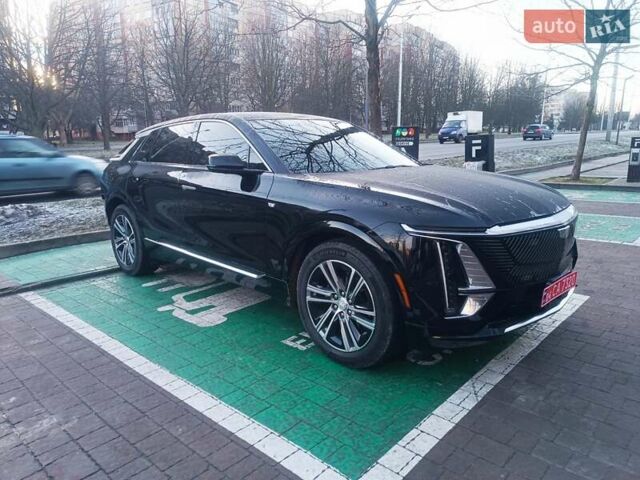 Черный Кадиллак Lyriq, объемом двигателя 0 л и пробегом 19 тыс. км за 38999 $, фото 1 на Automoto.ua