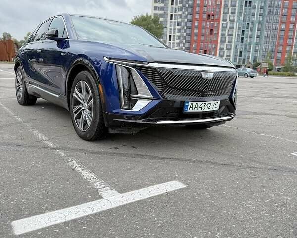 Синій Каділак Lyriq, об'ємом двигуна 0 л та пробігом 8 тис. км за 36000 $, фото 1 на Automoto.ua