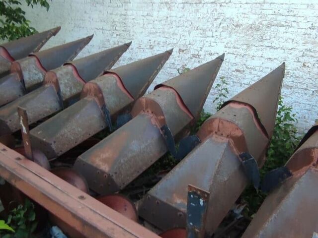 Червоний Кейс 1083, об'ємом двигуна 0 л та пробігом 0 тис. км за 5125 $, фото 1 на Automoto.ua