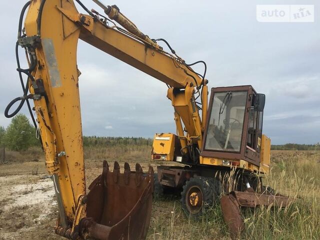 Помаранчевий Кейс 688, об'ємом двигуна 0 л та пробігом 100 тис. км за 8300 $, фото 1 на Automoto.ua