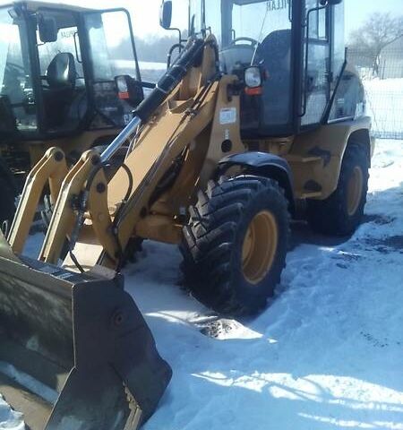 Катерпіллер 906, об'ємом двигуна 4 л та пробігом 5 тис. км за 30000 $, фото 1 на Automoto.ua