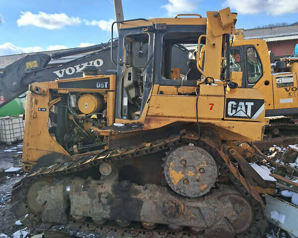 Катерпиллер D6T, объемом двигателя 0 л и пробегом 16 тыс. км за 35000 $, фото 1 на Automoto.ua