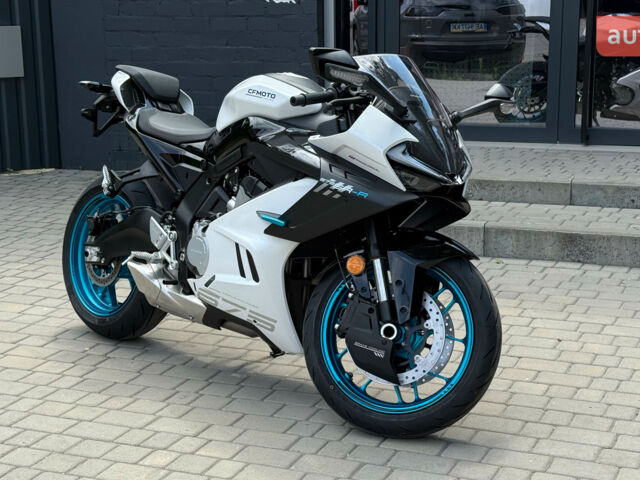 СФ мото 675 SR-R, объемом двигателя 0.68 л и пробегом 0 тыс. км за 8500 $, фото 1 на Automoto.ua