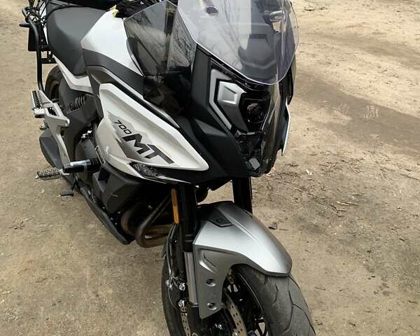 Білий СФ мото 700MT, об'ємом двигуна 0 л та пробігом 2 тис. км за 6800 $, фото 1 на Automoto.ua