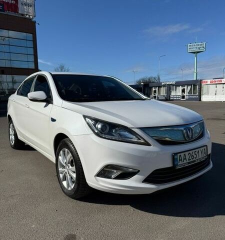 Білий Чанган Eado, об'ємом двигуна 0 л та пробігом 58 тис. км за 8599 $, фото 1 на Automoto.ua