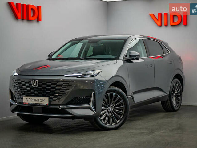 Серый Чанган Uni-K, объемом двигателя 2 л и пробегом 5 тыс. км за 28868 $, фото 1 на Automoto.ua