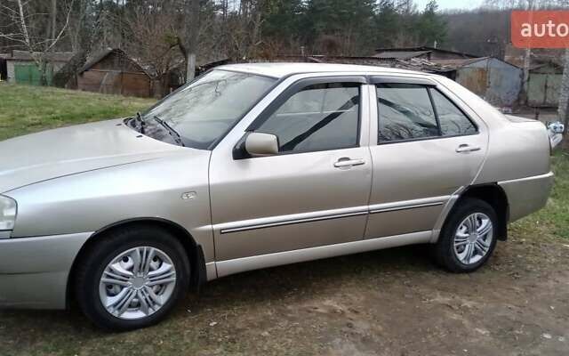 Бежевый Чери Амулет, объемом двигателя 1.6 л и пробегом 71 тыс. км за 2300 $, фото 1 на Automoto.ua