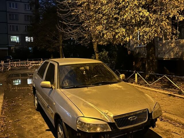 Бежевий Чері Амулет, об'ємом двигуна 1.6 л та пробігом 252 тис. км за 708 $, фото 1 на Automoto.ua