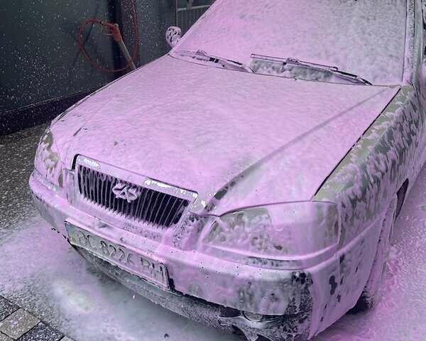 Бежевый Чери Амулет, объемом двигателя 1.6 л и пробегом 290 тыс. км за 1200 $, фото 1 на Automoto.ua