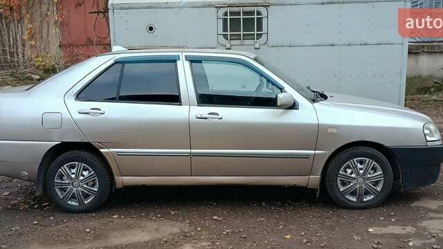 Чери Амулет 2008 в Одессе на Automoto.ua Бежевый Чери Амулет, объемом двигателя 1.6 л и пробегом 193 тыс. км за 2100 $, фото 1 на Automoto.ua