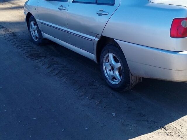 Бежевый Чери Амулет, объемом двигателя 1.6 л и пробегом 146 тыс. км за 1100 $, фото 1 на Automoto.ua