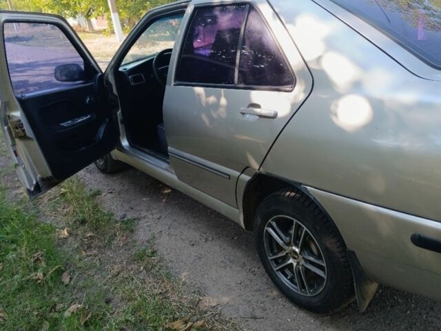 Бежевый Чери Амулет, объемом двигателя 1 л и пробегом 302 тыс. км за 1066 $, фото 1 на Automoto.ua