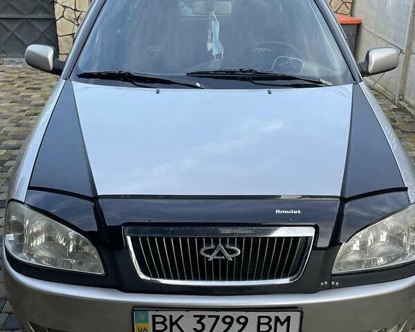 Чери Амулет 2008 в Ровно на Automoto.ua Бежевый Чери Амулет, объемом двигателя 1.6 л и пробегом 114 тыс. км за 2500 $, фото 1 на Automoto.ua