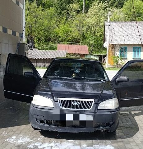 Черный Чери Амулет, объемом двигателя 1.6 л и пробегом 100 тыс. км за 1200 $, фото 1 на Automoto.ua