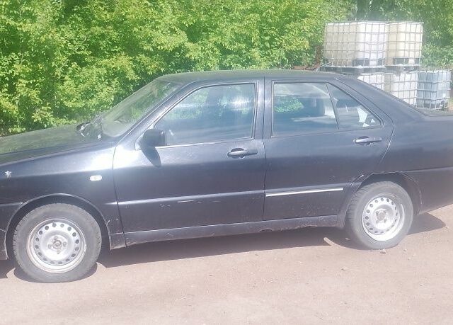 Черный Чери Амулет, объемом двигателя 1.6 л и пробегом 157 тыс. км за 1300 $, фото 1 на Automoto.ua