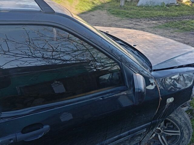 Черный Чери Амулет, объемом двигателя 1.6 л и пробегом 350 тыс. км за 700 $, фото 1 на Automoto.ua