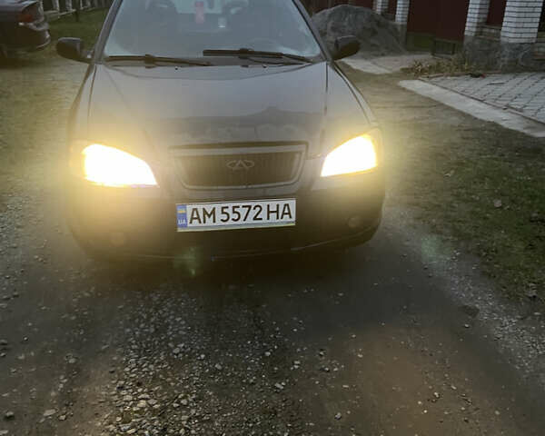 Черный Чери Амулет, объемом двигателя 1.6 л и пробегом 200 тыс. км за 850 $, фото 1 на Automoto.ua