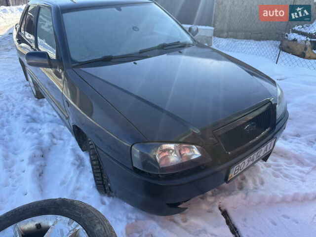 Черный Чери Амулет, объемом двигателя 1.6 л и пробегом 181 тыс. км за 1100 $, фото 1 на Automoto.ua