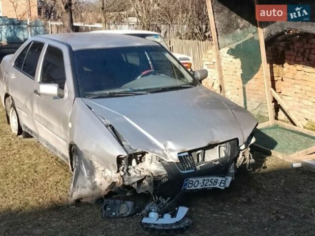 Чери Амулет, объемом двигателя 1.6 л и пробегом 255 тыс. км за 599 $, фото 1 на Automoto.ua