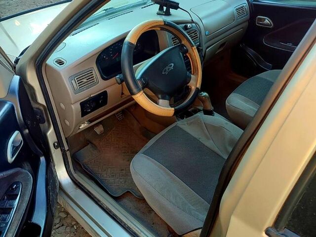 Чери Амулет, объемом двигателя 16 л и пробегом 211 тыс. км за 1000 $, фото 1 на Automoto.ua