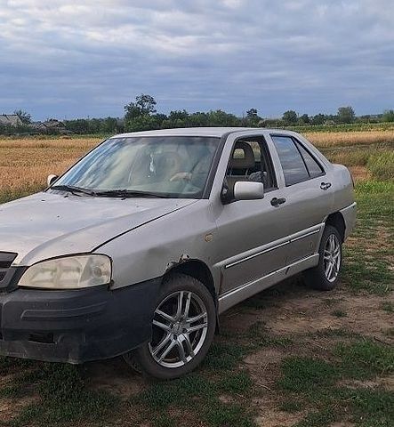 Жовтий Чері Амулет, об'ємом двигуна 1.6 л та пробігом 300 тис. км за 1000 $, фото 1 на Automoto.ua