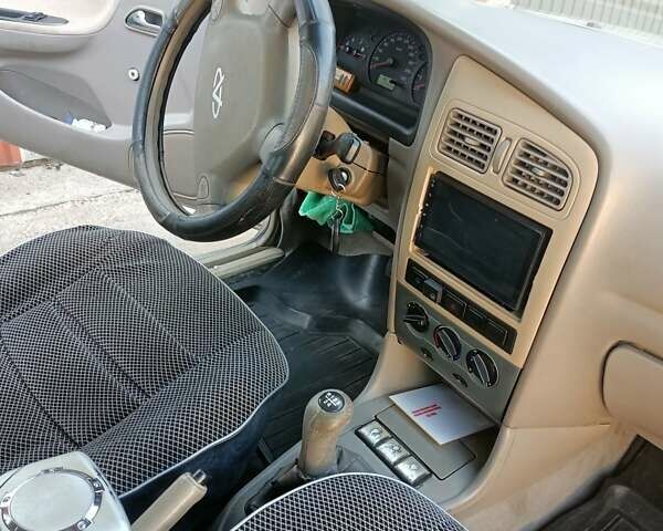 Сірий Чері Амулет, об'ємом двигуна 0 л та пробігом 120 тис. км за 2100 $, фото 1 на Automoto.ua