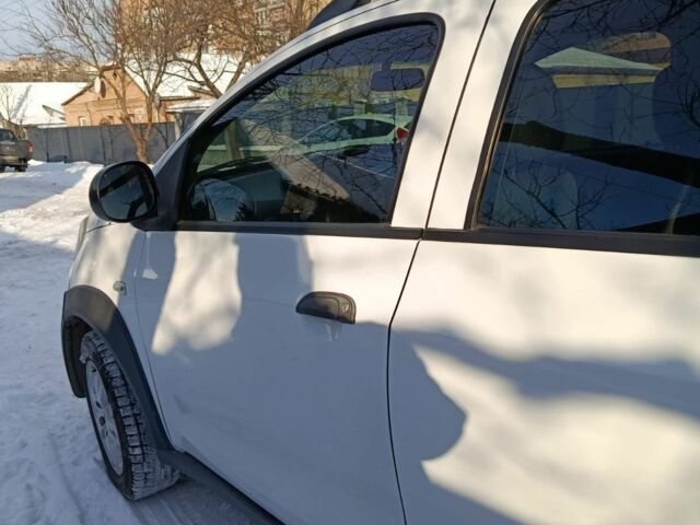 Белый Чери Бит, объемом двигателя 1.3 л и пробегом 112 тыс. км за 3700 $, фото 1 на Automoto.ua