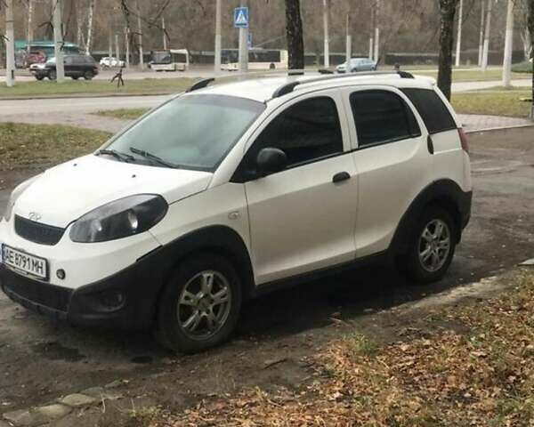 Белый Чери Бит, объемом двигателя 1.3 л и пробегом 110 тыс. км за 3700 $, фото 1 на Automoto.ua