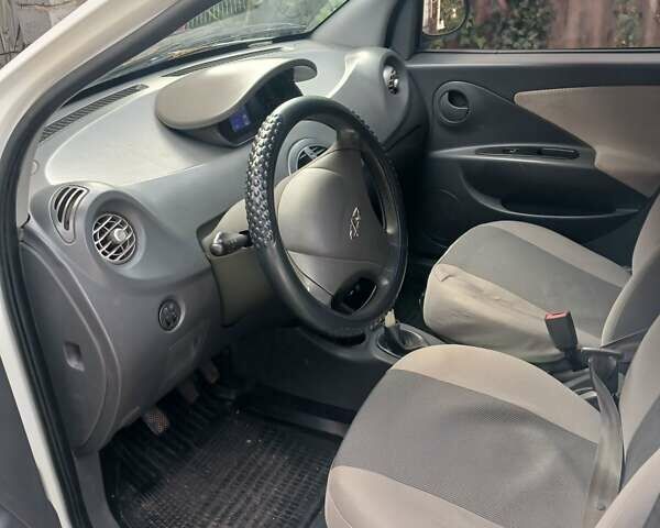 Белый Чери Бит, объемом двигателя 1.3 л и пробегом 170 тыс. км за 3000 $, фото 1 на Automoto.ua