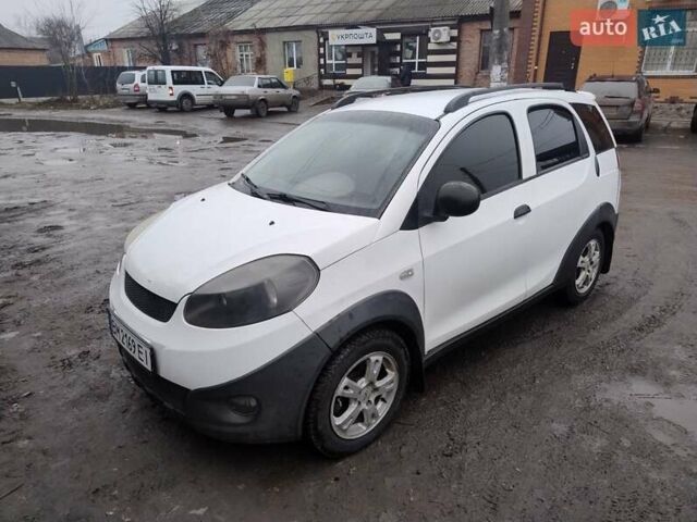 Белый Чери Бит, объемом двигателя 1.3 л и пробегом 150 тыс. км за 2700 $, фото 1 на Automoto.ua