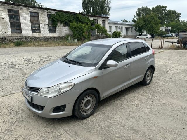 Серый Чери Бонус, объемом двигателя 1.5 л и пробегом 128 тыс. км за 1600 $, фото 1 на Automoto.ua