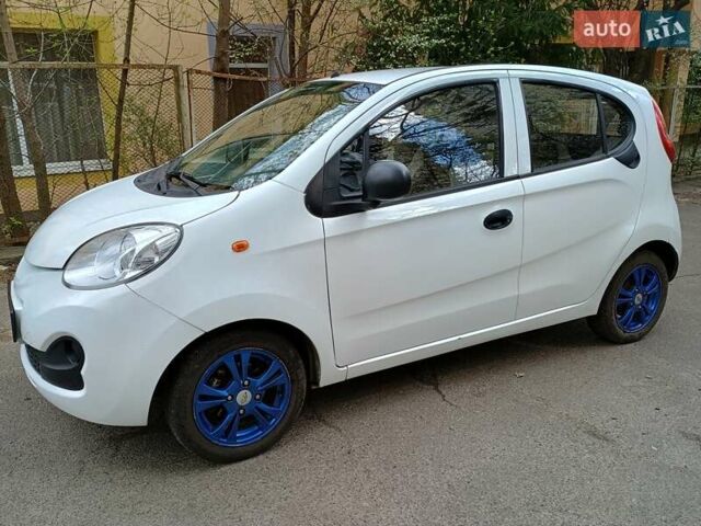 Белый Чери Другая, объемом двигателя 0 л и пробегом 40 тыс. км за 5800 $, фото 1 на Automoto.ua