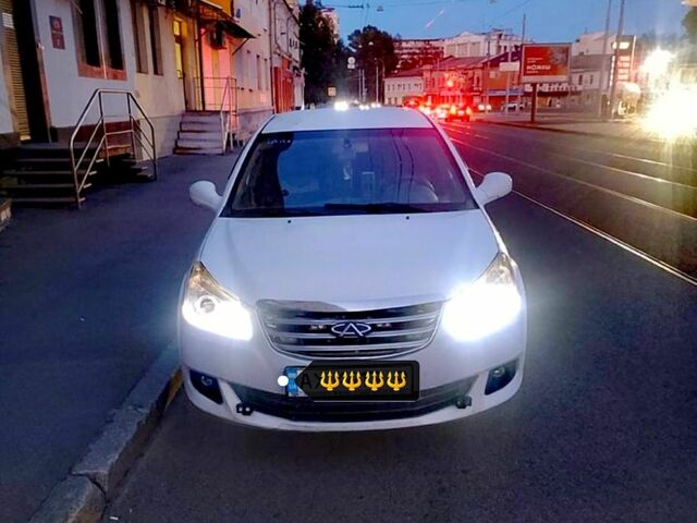 Білий Чері Е5, об'ємом двигуна 1.6 л та пробігом 15000 тис. км за 4000 $, фото 1 на Automoto.ua