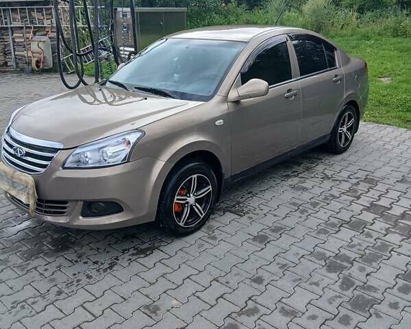 Коричневый Чери Е5, объемом двигателя 1.5 л и пробегом 59 тыс. км за 4550 $, фото 1 на Automoto.ua