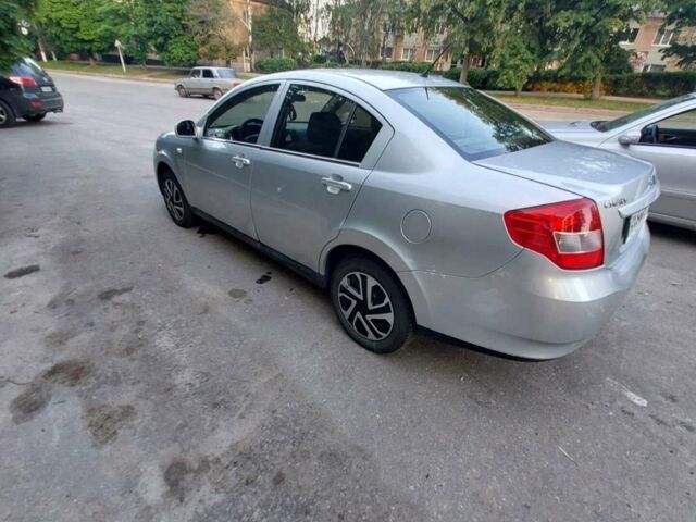 Серый Чери Е5, объемом двигателя 1.5 л и пробегом 95 тыс. км за 3500 $, фото 1 на Automoto.ua