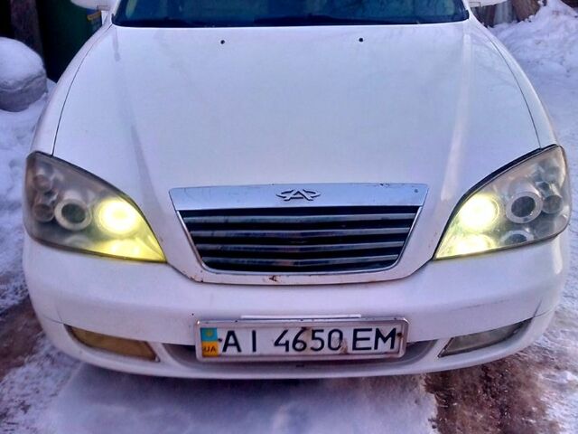 Білий Чері Істар, об'ємом двигуна 2.4 л та пробігом 376 тис. км за 2000 $, фото 1 на Automoto.ua