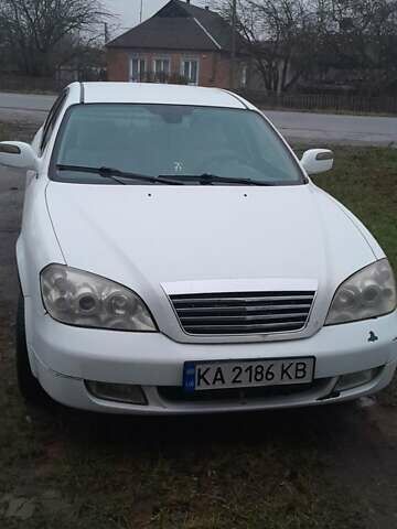 Белый Чери Истар, объемом двигателя 2 л и пробегом 280 тыс. км за 3000 $, фото 1 на Automoto.ua