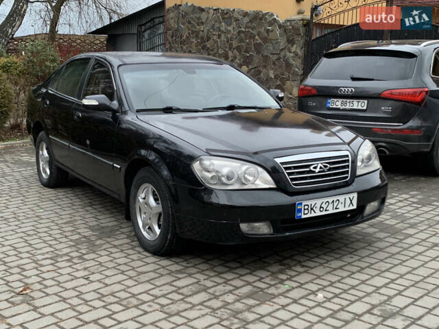 Чорний Чері Істар, об'ємом двигуна 2 л та пробігом 250 тис. км за 2200 $, фото 1 на Automoto.ua