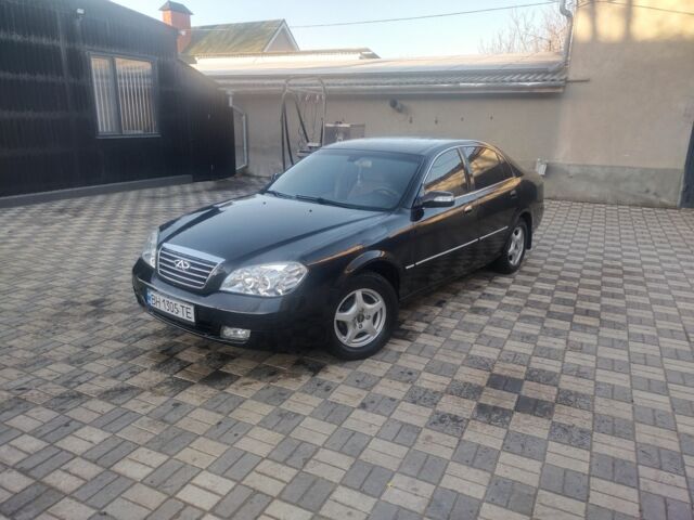 Чорний Чері Істар, об'ємом двигуна 2 л та пробігом 93 тис. км за 3300 $, фото 1 на Automoto.ua