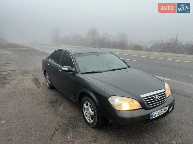 Черный Чери Истар, объемом двигателя 1.97 л и пробегом 300 тыс. км за 1150 $, фото 1 на Automoto.ua