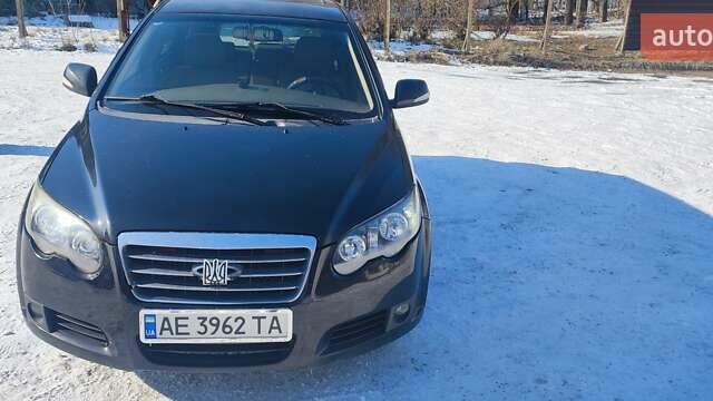 Черный Чери Истар, объемом двигателя 2.4 л и пробегом 206 тыс. км за 3200 $, фото 1 на Automoto.ua