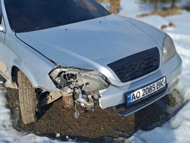 Серый Чери Истар, объемом двигателя 2 л и пробегом 240 тыс. км за 900 $, фото 1 на Automoto.ua