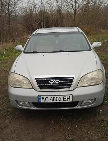 Сірий Чері Істар, об'ємом двигуна 2.35 л та пробігом 153 тис. км за 2200 $, фото 1 на Automoto.ua