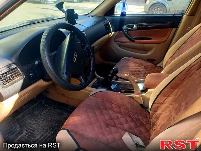 Сірий Чері Істар, об'ємом двигуна 2 л та пробігом 190 тис. км за 1400 $, фото 1 на Automoto.ua