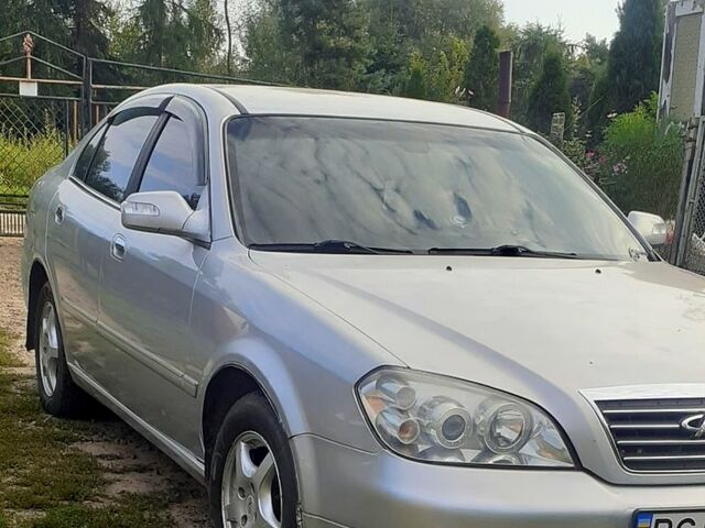 Серый Чери Истар, объемом двигателя 2 л и пробегом 87 тыс. км за 3100 $, фото 1 на Automoto.ua