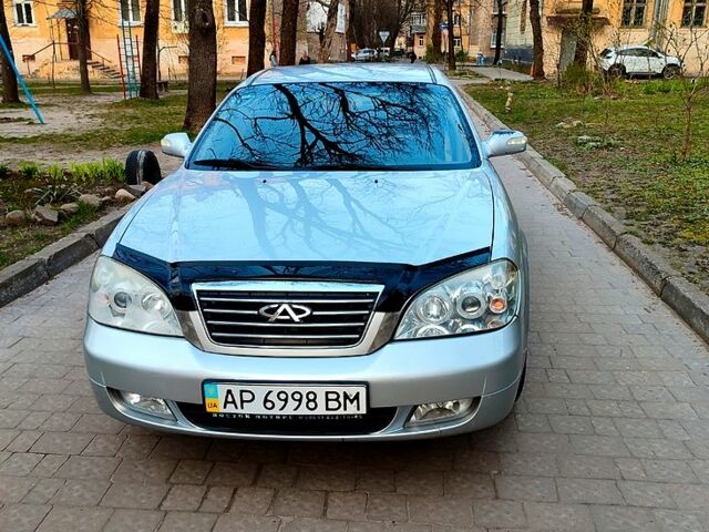 Сірий Чері Істар, об'ємом двигуна 2 л та пробігом 89 тис. км за 3200 $, фото 1 на Automoto.ua